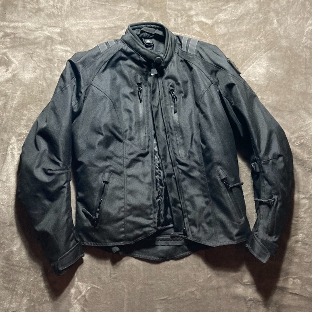 Women’s Small Vikings Cycle Armored Motorcycle Jacket (Never Worn)
